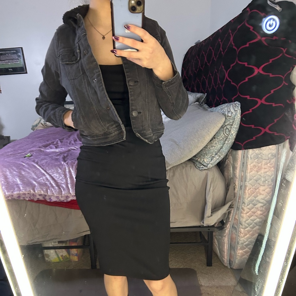 Cute black fur collared denim jacket